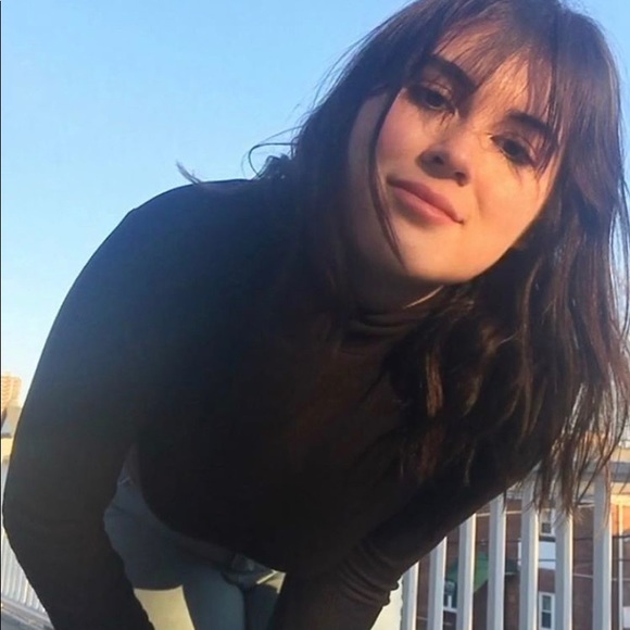 Meet the Posher, Lillian! - Picture 2 of 3